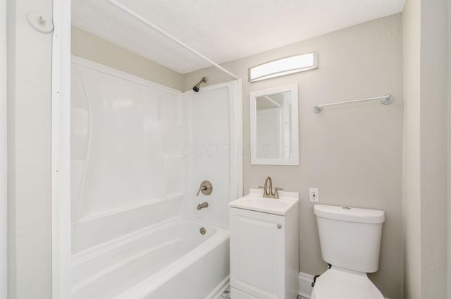 68 W Park Avenue, Columbus, OH 43222