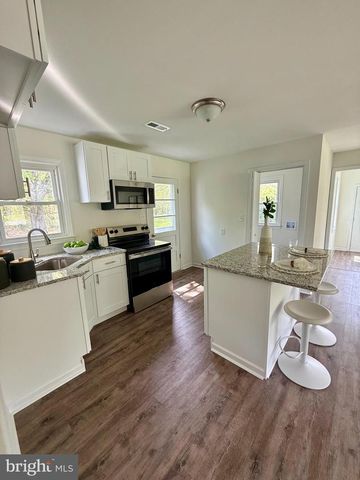 5839 SHADY SIDE RD, Churchton, MD 20733