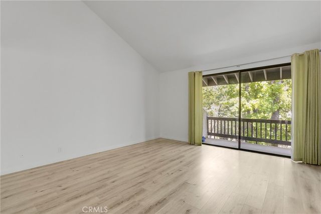 21900 Marylee Street 257, Woodland Hills, CA 91367