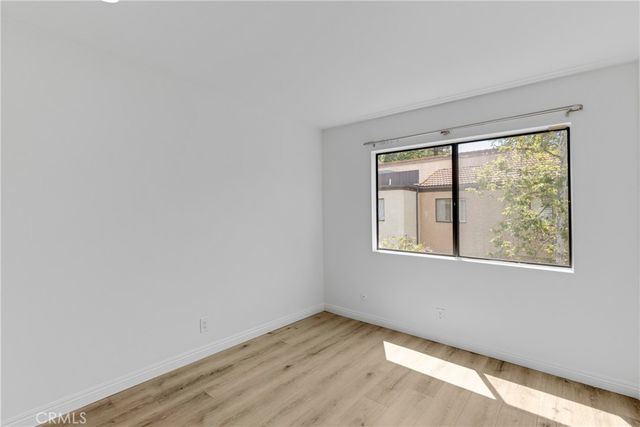 21900 Marylee Street 257, Woodland Hills, CA 91367