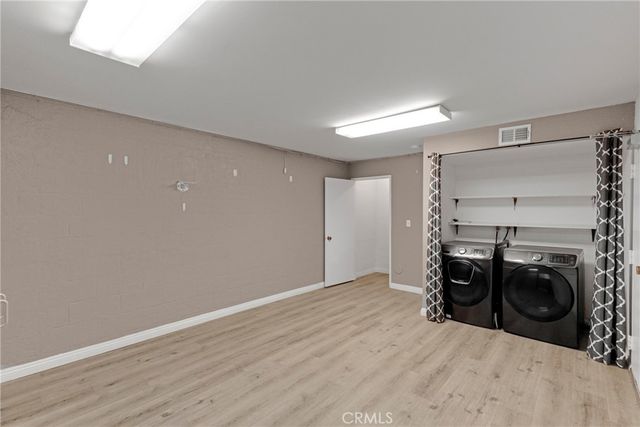 21900 Marylee Street 257, Woodland Hills, CA 91367