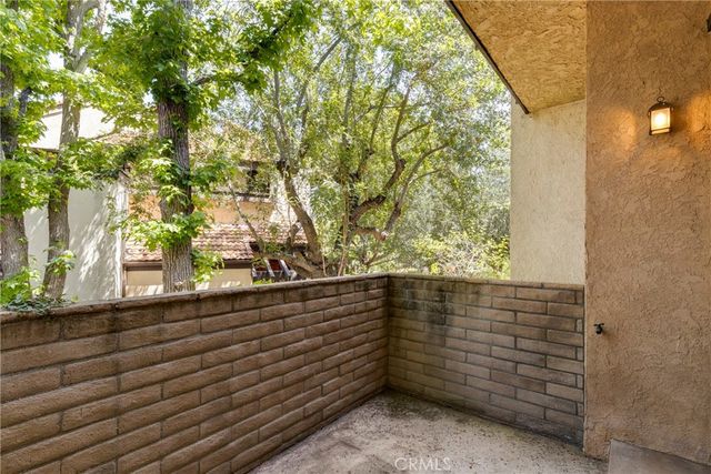 21900 Marylee Street 257, Woodland Hills, CA 91367