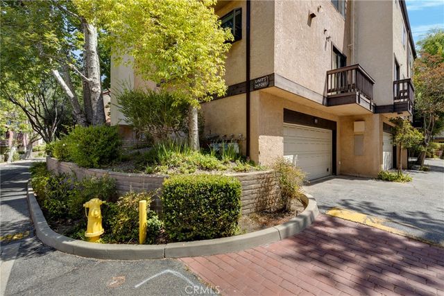 21900 Marylee Street 257, Woodland Hills, CA 91367