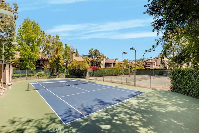 21900 Marylee Street 257, Woodland Hills, CA 91367