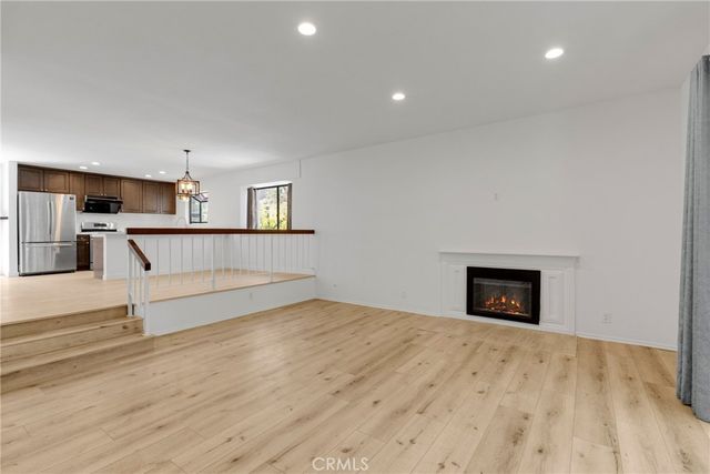21900 Marylee Street 257, Woodland Hills, CA 91367