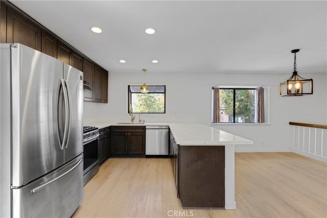 21900 Marylee Street 257, Woodland Hills, CA 91367