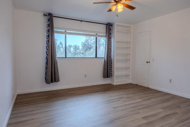 42058 Wild Stallion Court, Coarsegold, CA 93614