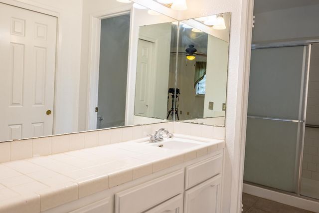 42058 Wild Stallion Court, Coarsegold, CA 93614