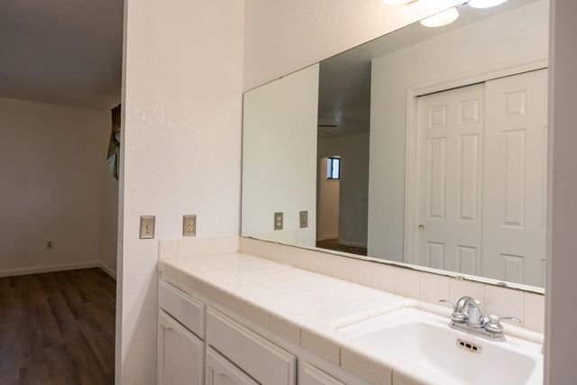 42058 Wild Stallion Court, Coarsegold, CA 93614