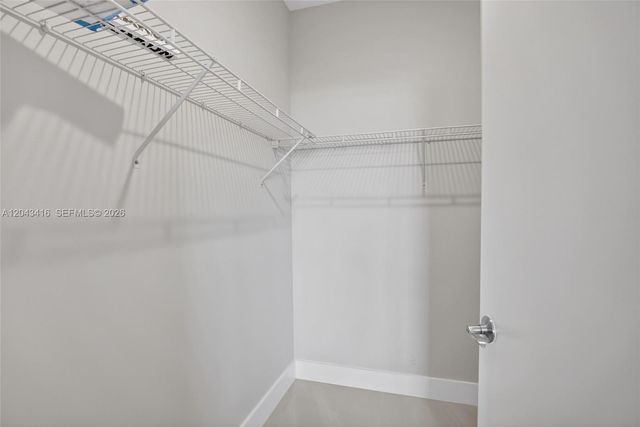 3330 NE 190th Street 718, Aventura, FL 33180