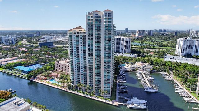 3330 NE 190th Street 718, Aventura, FL 33180