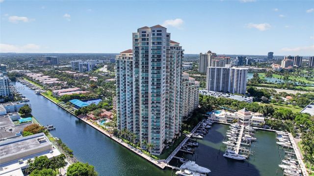 3330 NE 190th Street 718, Aventura, FL 33180
