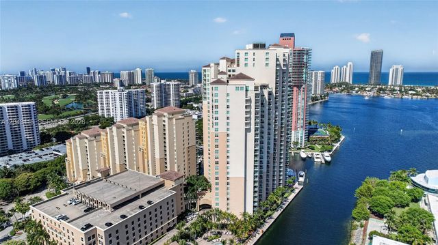 3330 NE 190th Street 718, Aventura, FL 33180