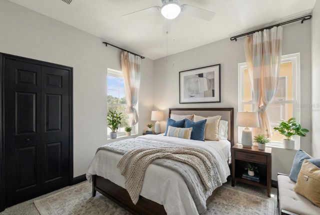 486 LAKE SHORE PARKWAY, Davenport, FL 33896