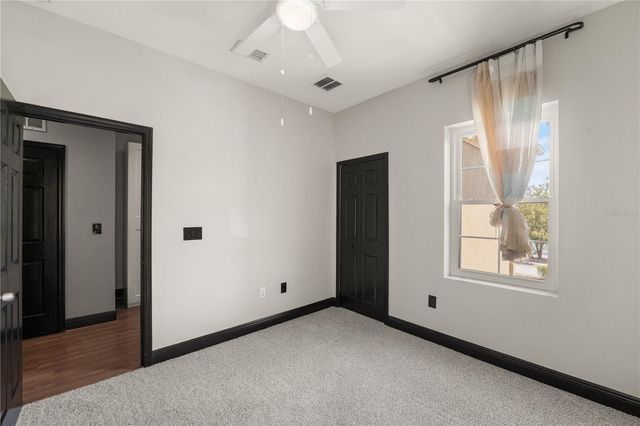 486 LAKE SHORE PARKWAY, Davenport, FL 33896