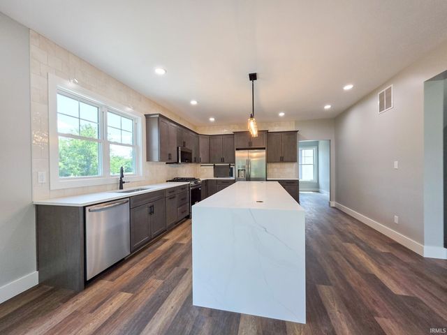 4056 Rosemont Place, Mishawaka, IN 46544