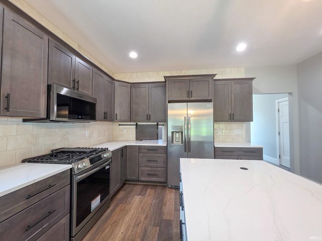 4056 Rosemont Place, Mishawaka, IN 46544