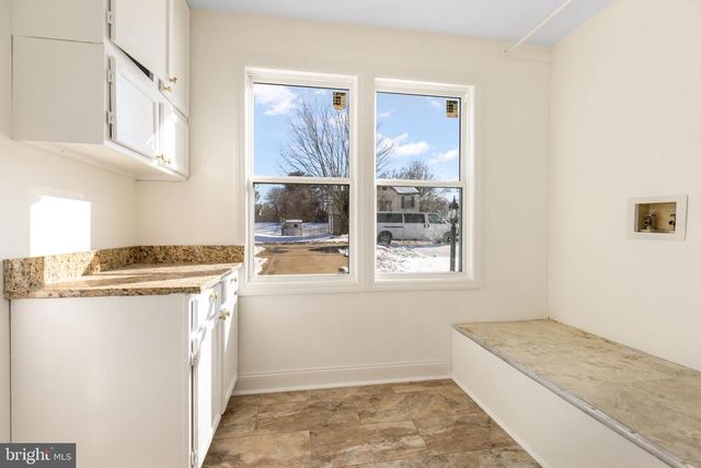 5303 BRIARBEND CT, Fredericksburg, VA 22407