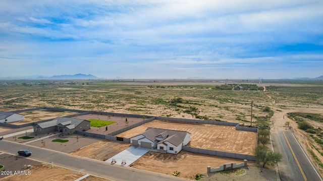 9543 W SANDSTONE MOUNTAIN Drive, Casa Grande, AZ 85194