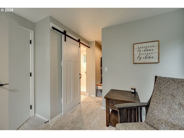 136 CHARLESTON Dr, Kalama, WA 98625