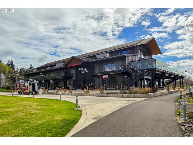 136 CHARLESTON Dr, Kalama, WA 98625