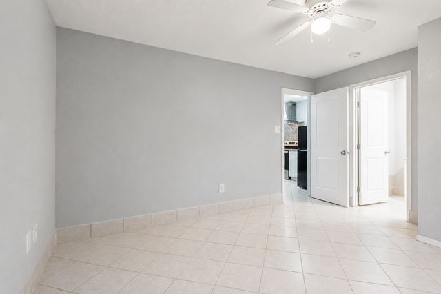 607 Brooks Avenue, Dallas, TX 75208