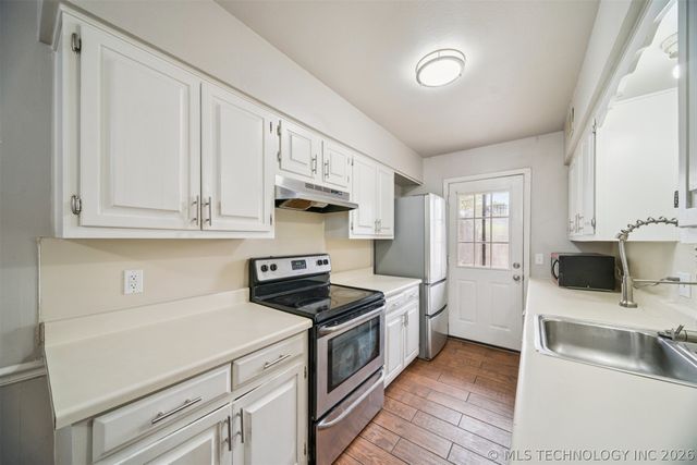 4614 E 68th Street S 119, Tulsa, OK 74136