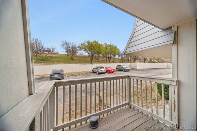 4614 E 68th Street S 119, Tulsa, OK 74136