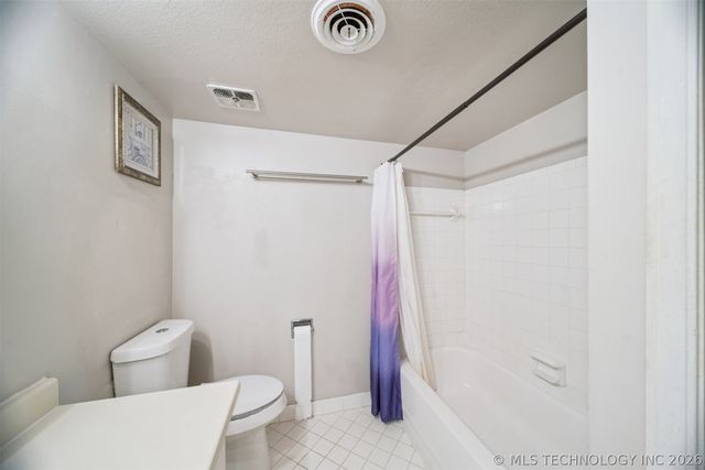 4614 E 68th Street S 119, Tulsa, OK 74136