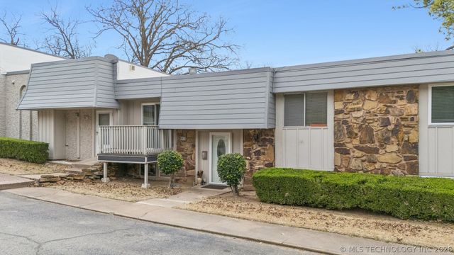 4614 E 68th Street S 119, Tulsa, OK 74136