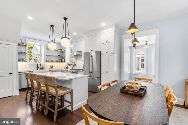 231 N ESSEX AVE, Narberth, PA 19072