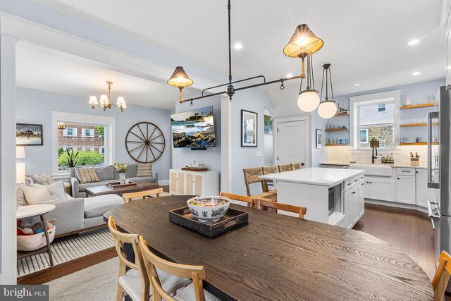 231 N ESSEX AVE, Narberth, PA 19072