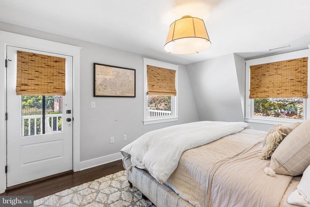 231 N ESSEX AVE, Narberth, PA 19072