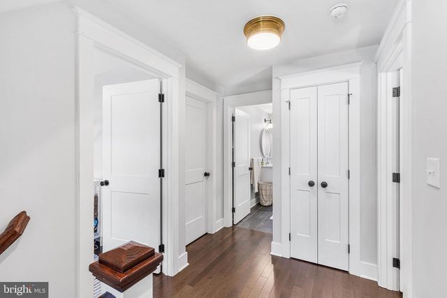 231 N ESSEX AVE, Narberth, PA 19072
