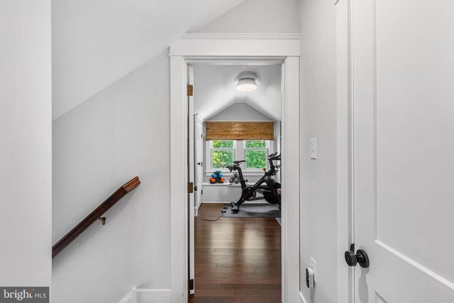 231 N ESSEX AVE, Narberth, PA 19072
