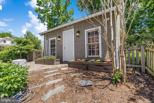 231 N ESSEX AVE, Narberth, PA 19072