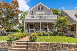 231 N ESSEX AVE, Narberth, PA 19072