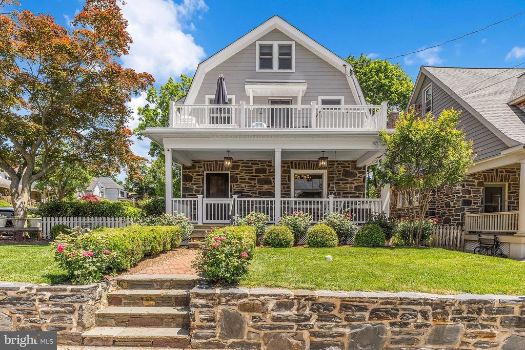 231 N ESSEX AVE, Narberth, PA 19072