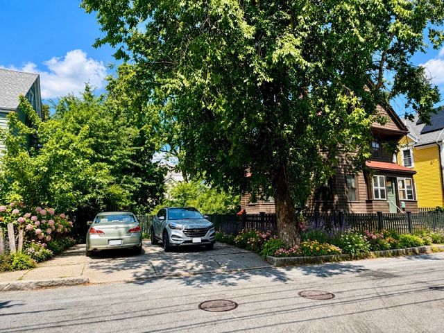 51 Washburn Avenue, Cambridge, MA 02140