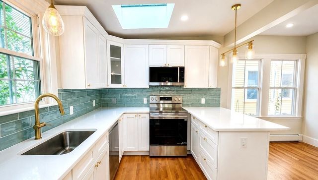 51 Washburn Avenue, Cambridge, MA 02140