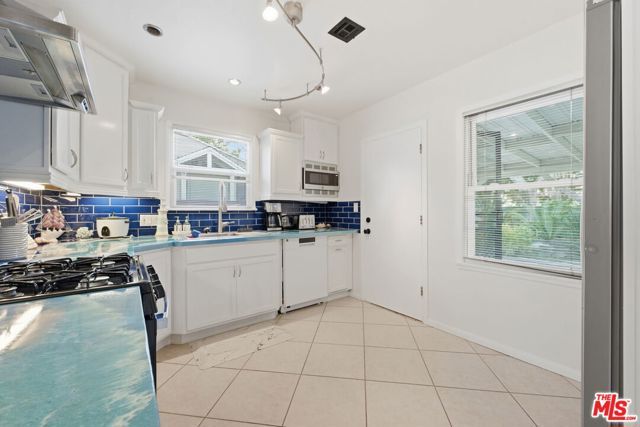 15381 Pacific Street, Midway City, CA 92655