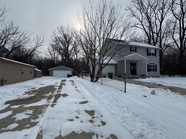 36227 Vinewood Street, Romulus, MI 48174