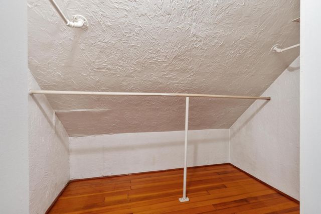 14 Rockdale Ave, Fitchburg, MA 01420