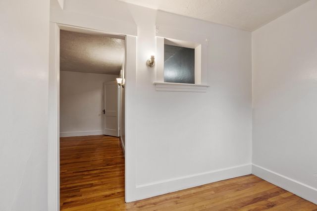 14 Rockdale Ave, Fitchburg, MA 01420