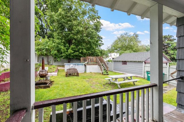 14 Rockdale Ave, Fitchburg, MA 01420
