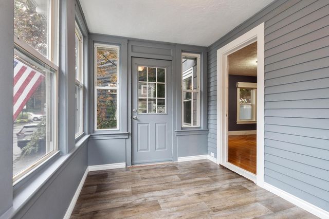 14 Rockdale Ave, Fitchburg, MA 01420