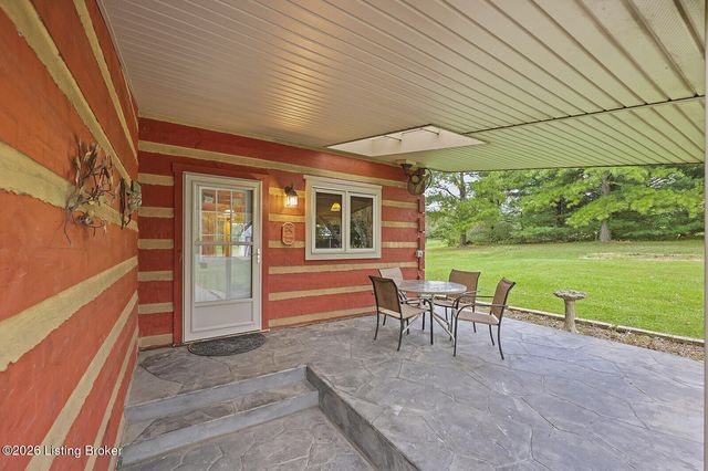 519 Fox Run Dr, Taylorsville, KY 40071