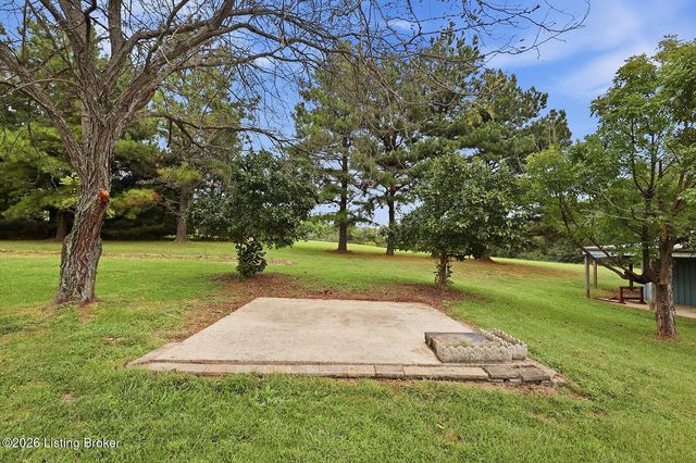 519 Fox Run Dr, Taylorsville, KY 40071