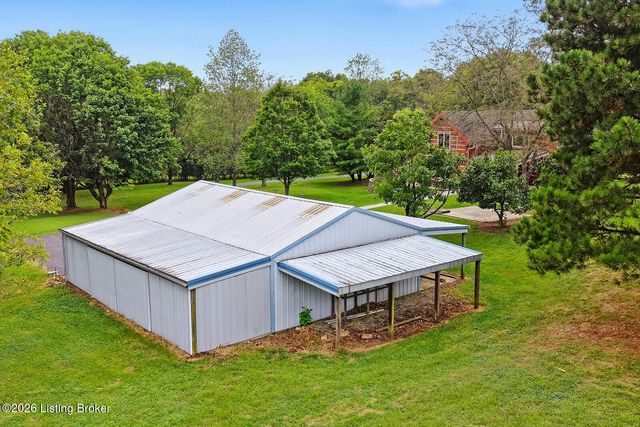 519 Fox Run Dr, Taylorsville, KY 40071