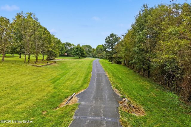 519 Fox Run Dr, Taylorsville, KY 40071